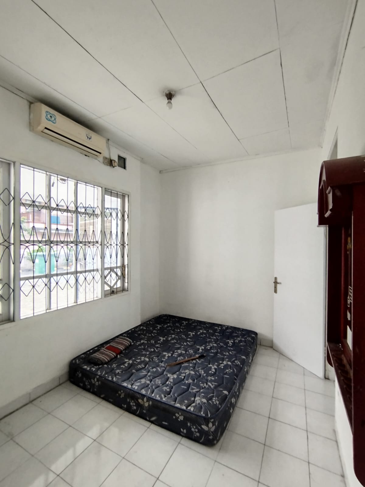 Rumah Disewakan Semi Furnished di Cluster  Montana Executive Residence